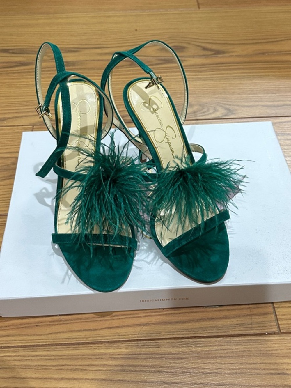 Jessica Simpson Green Feather Strap Stiletto Sandals - Picture 2 of 5